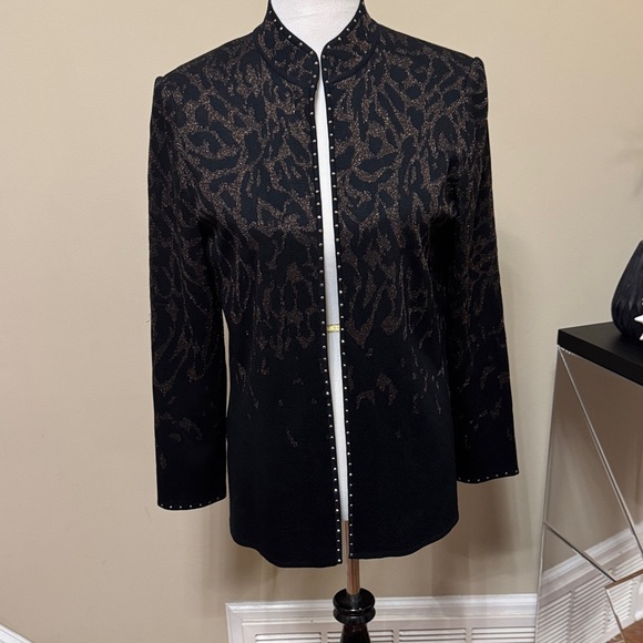 Ming Wang Jackets & Blazers - Ming Wang Black/Brown/Gold Patterned Blazer Size S pre-owned.